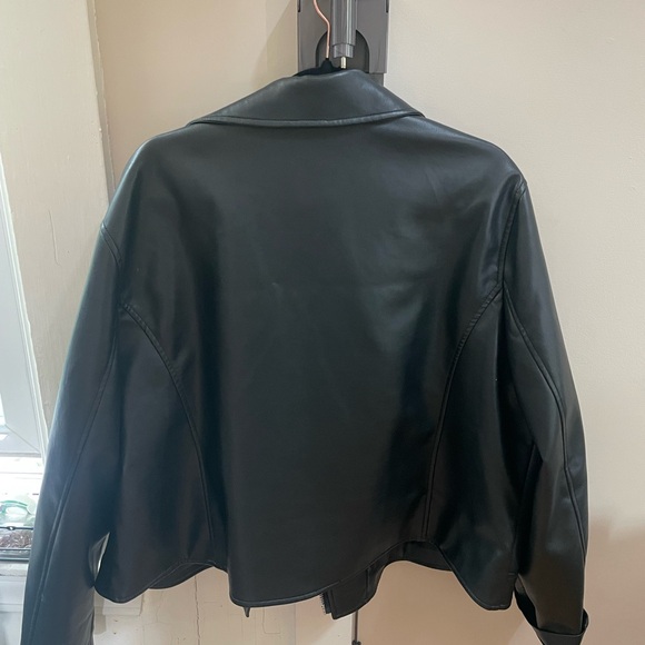 Black Leather Moto Jacket Asymmetrical Zipper - Picture 6 of 7
